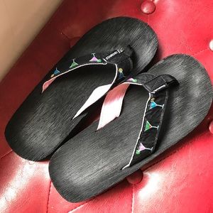 *CLOSET CLEAN OUT!*  martini flip flops!